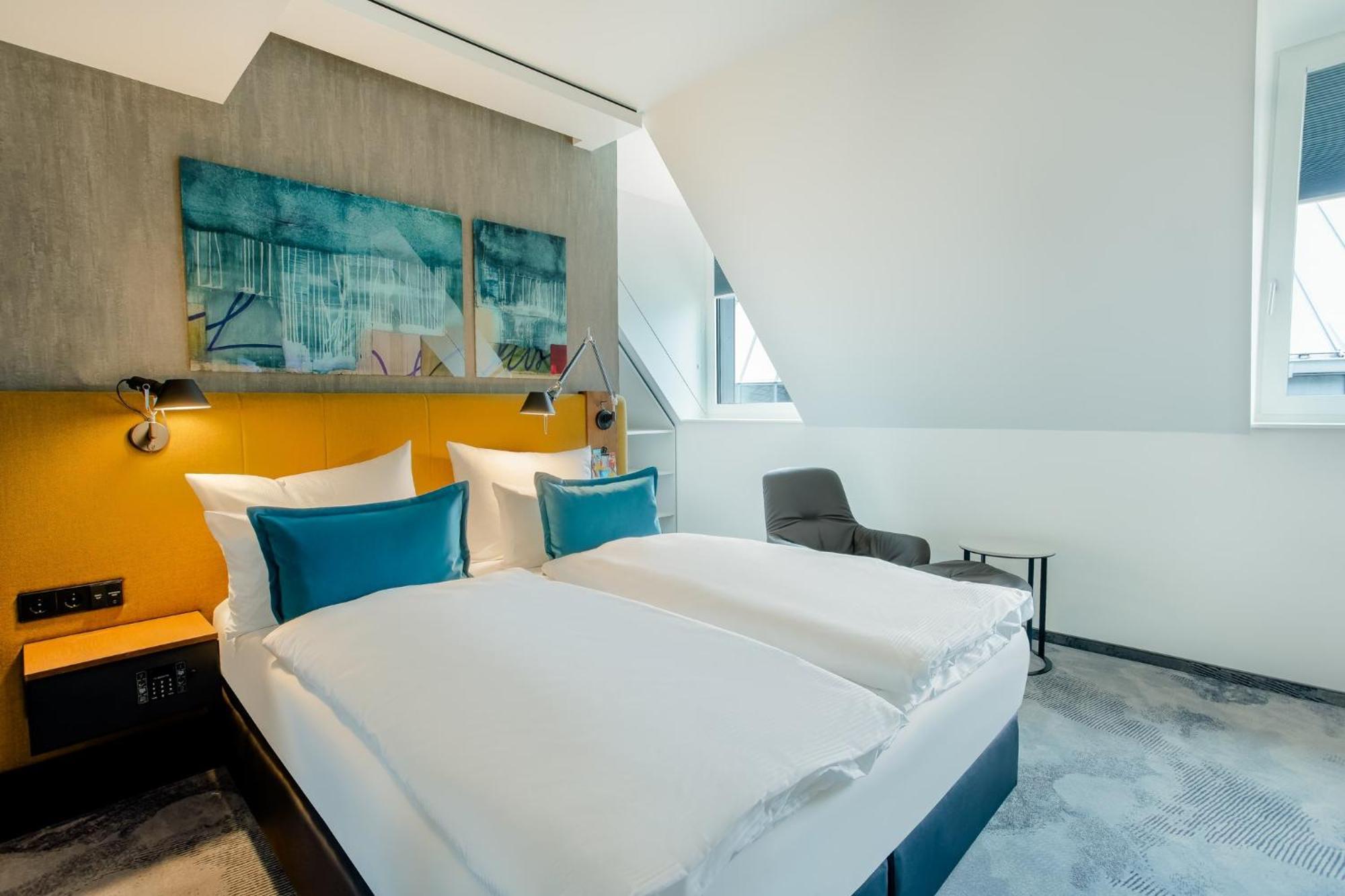 Motel One Wuerzburg Экстерьер фото