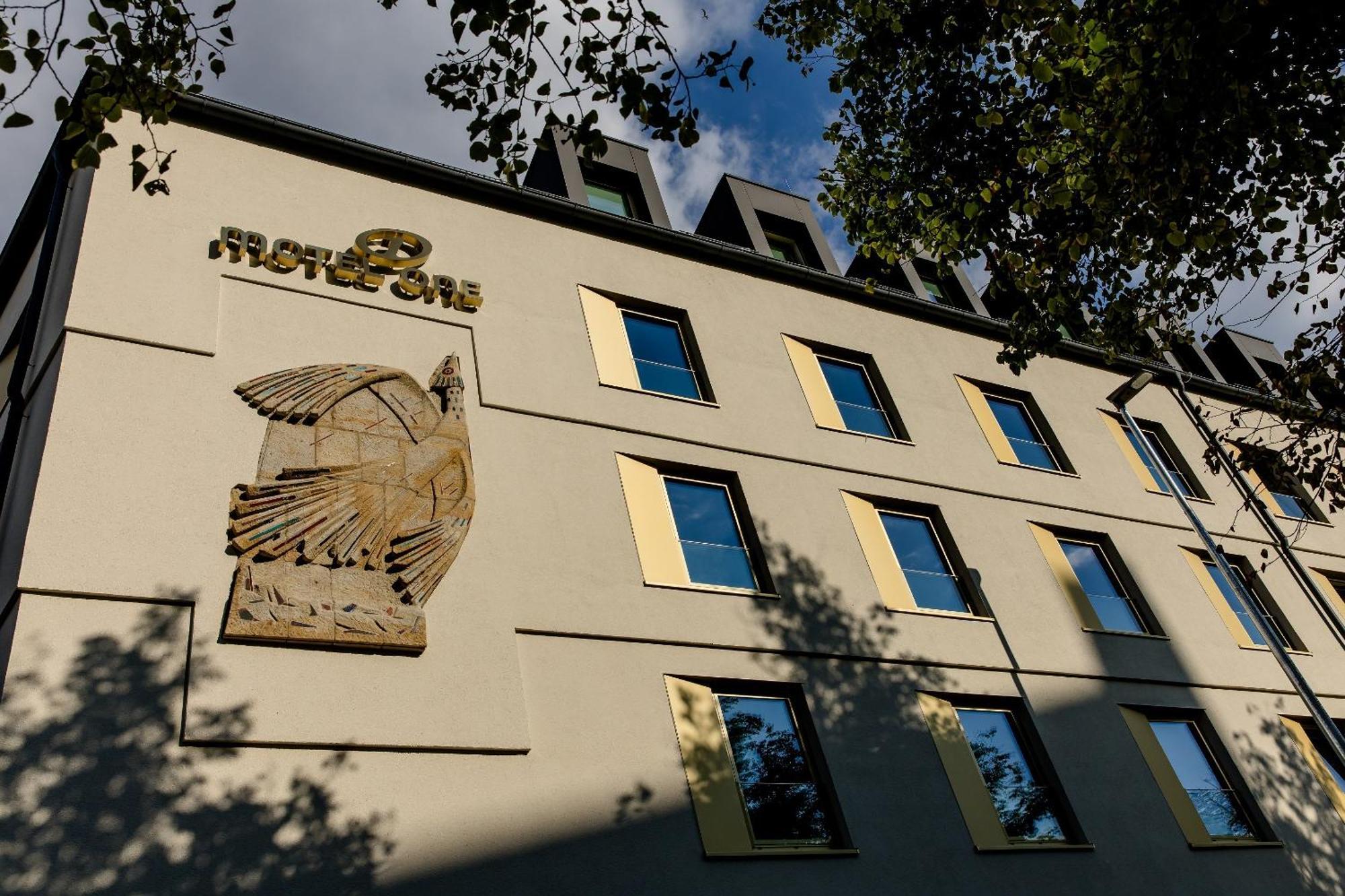 Motel One Wuerzburg Экстерьер фото